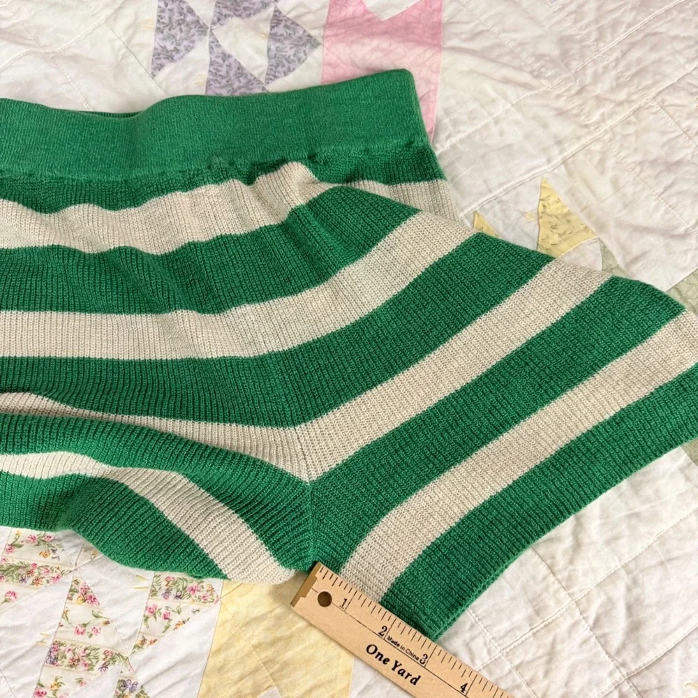 FP Beach Free People Green Cream Striped Knit Sweater Shorts XS OB1438202